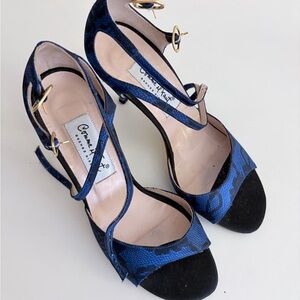 Tango shoes-comme il faut- Blue and Black Strappy Heels